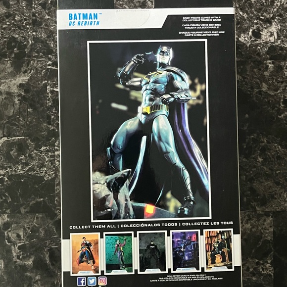 Batman DC Rebirth Action Figure - Mcfarlane Toys - Picture 3 of 5